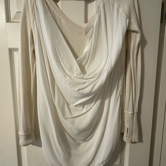 Sincerely Yours‎ Sweater lululemon White Small - Picture 2 of 4